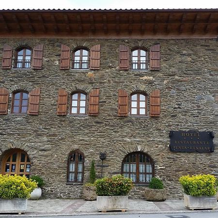 Hotel Venta De Etxalar Bagian luar foto