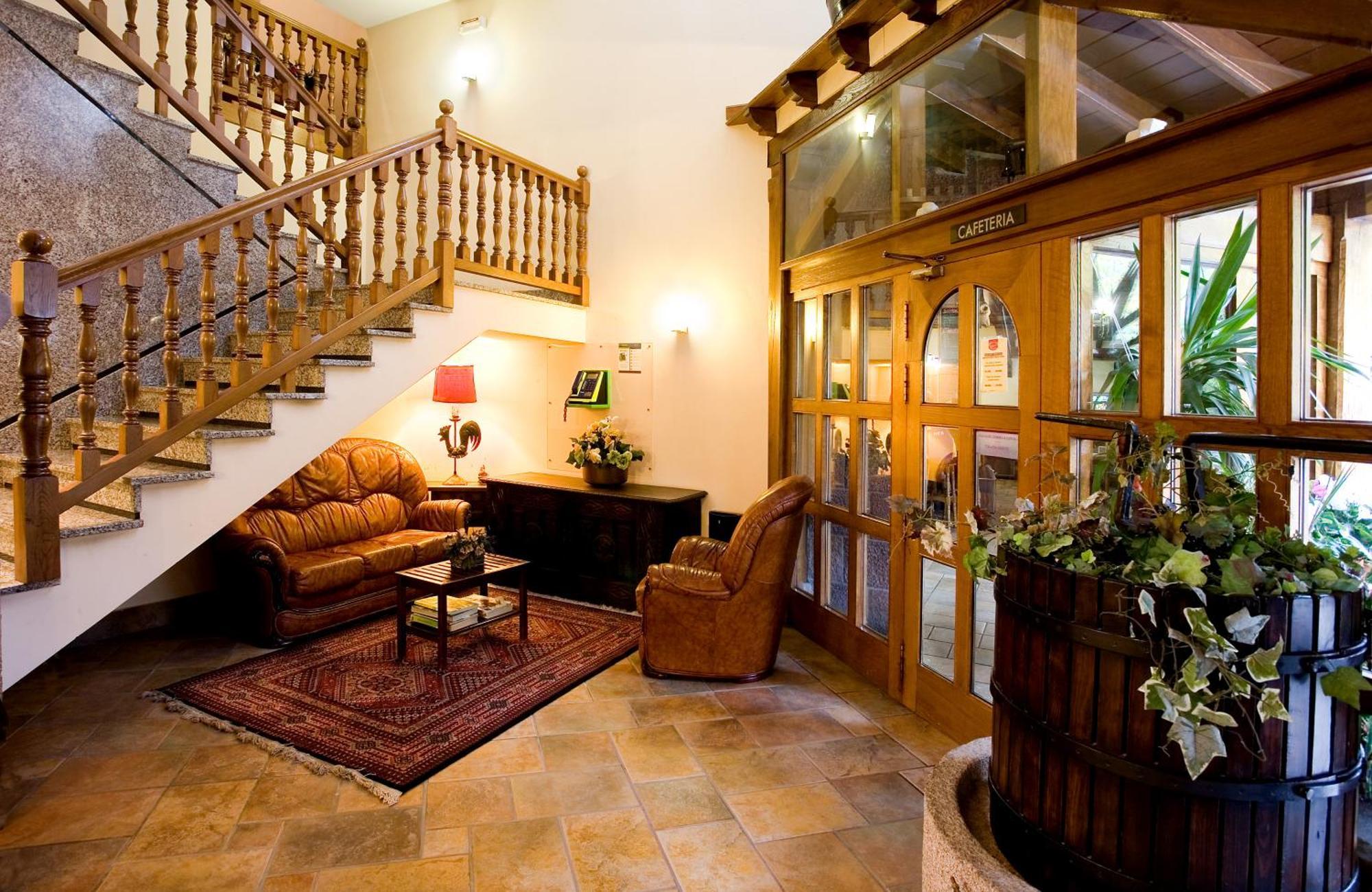 Hotel Venta De Etxalar Bagian luar foto