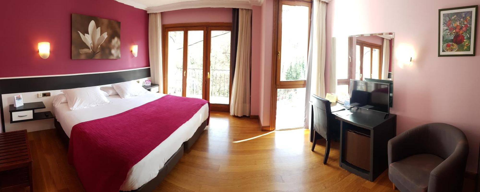 Hotel Venta De Etxalar Bagian luar foto