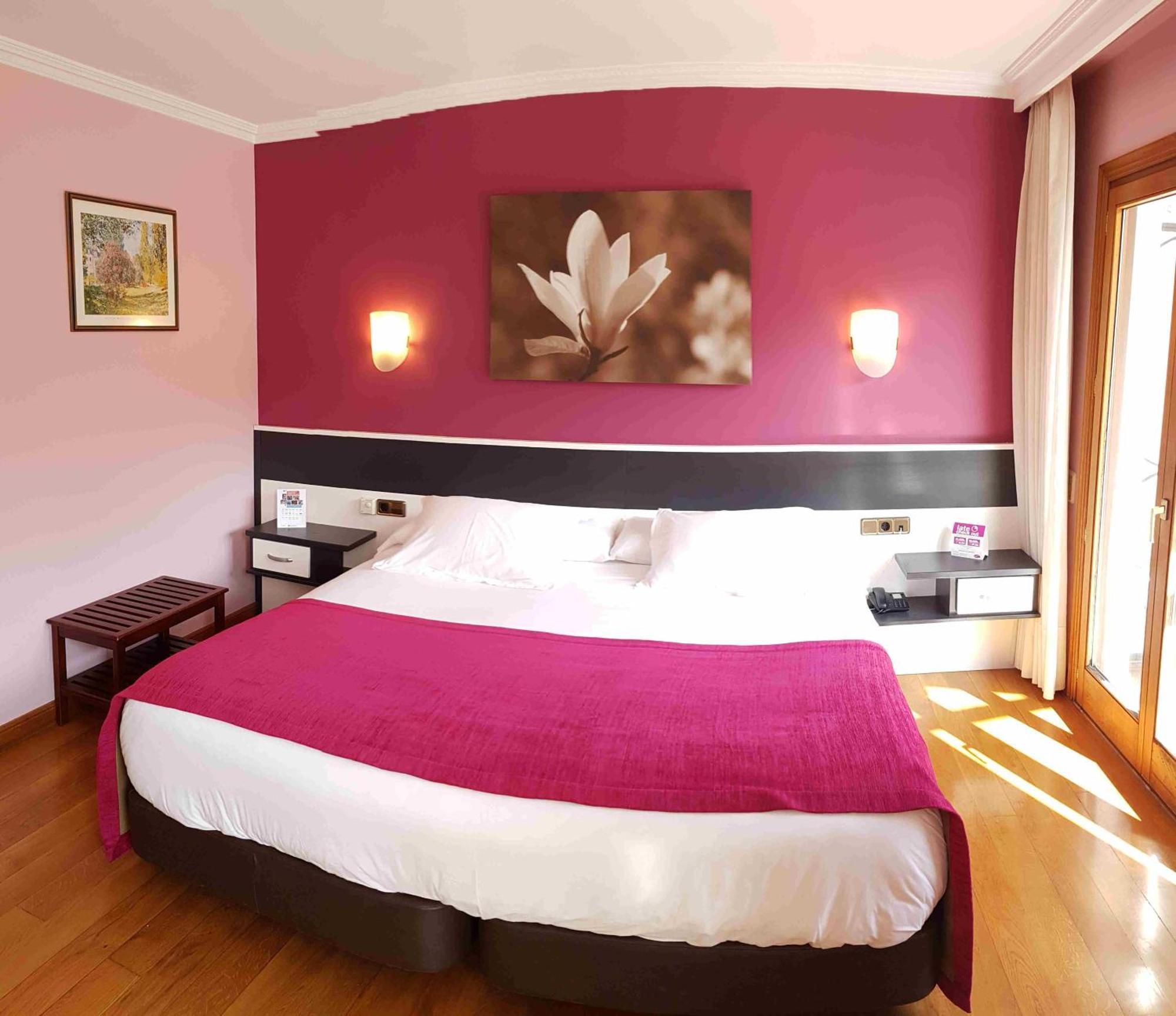 Hotel Venta De Etxalar Bagian luar foto