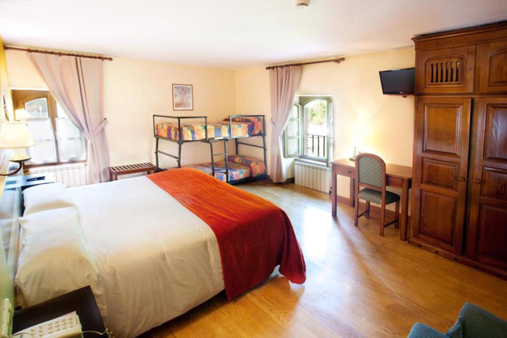 Hotel Venta De Etxalar Ruang foto